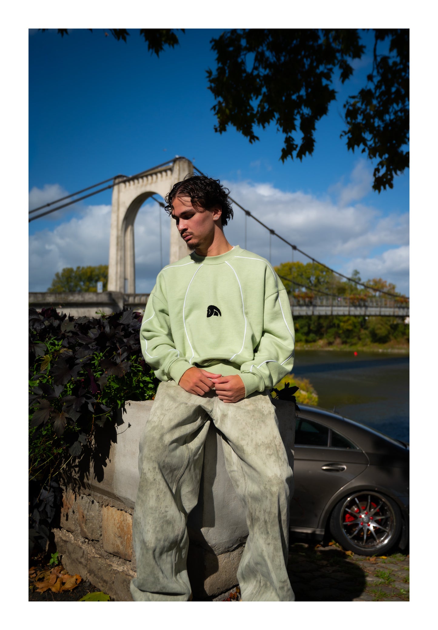 TIANA – Oversize Crewneck “Heritage”